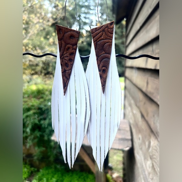 Handmade Jewelry - White Fringe Leather Embossed Accent Earrings Coachella Vibes NWT